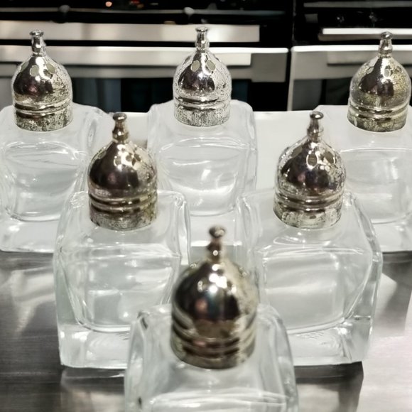 "Vintage Glass Mini Salt & Pepper Shakers w/ Silver Tops  Original Box Set-6 - Picture 11 of 11